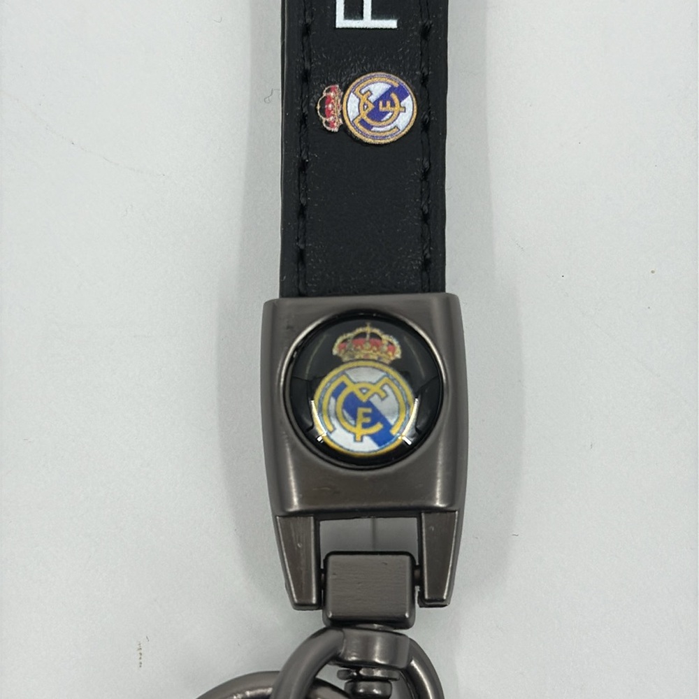 NWT Real Madrid Keychain - Picture 4 of 6